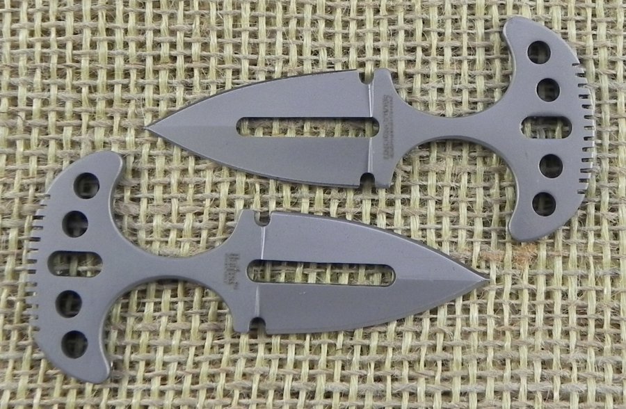 Twin Push Dagger Undercover - United Cutlery